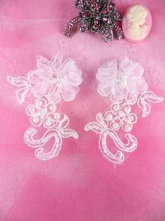 A0269 White Beaded Applique 3"