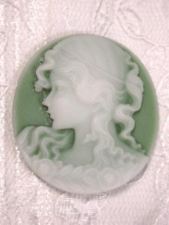 CB25  Green Victorian Cameo Bead 1.5"-bead,embellishment,green,victorian,cameo