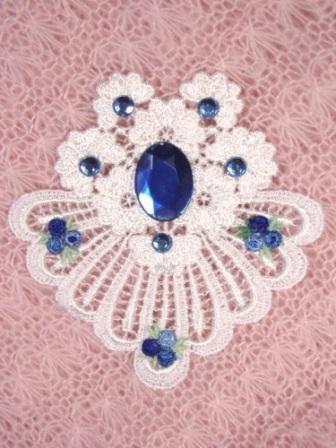 VG42   White Blue Jewel Venise Lace Applique 4"-applique,blue,venise,venice,lace, 