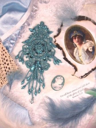 0204  Turquoise Venise Lace Sequin Beaded Applique 7.5"