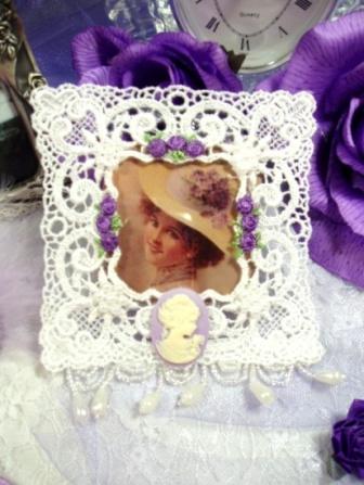 M3  White Lavender Venise Lace Picture Frame Magnet Cameo  Applique 4"-lavender,frame,picture,venise,venice,lace,cameo
