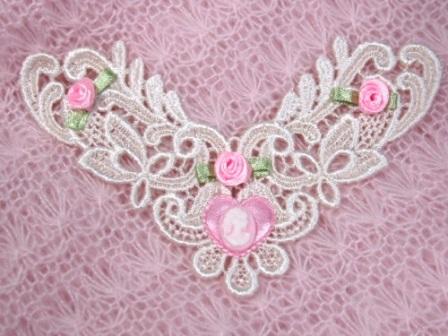 VG46  Ivory Pink Cameo Venise Lace Applique 5"-applique,venise,venice,lace,pink,cameo
