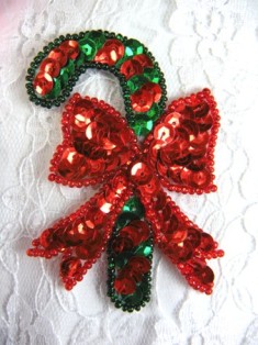 FS4219 Christmas Candy Cane Sequin Beaded Applique 3"