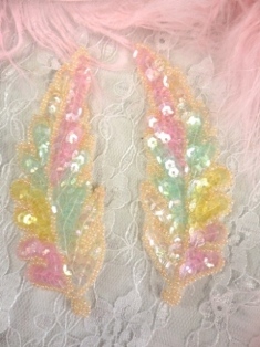 FS760  Pastel Leaf Mirror Pair Beaded Sequin Appliques 4"
