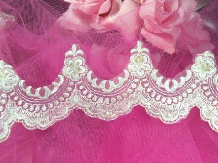 C39  White Pearl VictorianVenice Lace Sewing Trim 2.75"-white,lace,trim,venice,embellishment,embroidered,venise,venice,lace,victorian,sewing,clothing,trim,trimmings,sewing