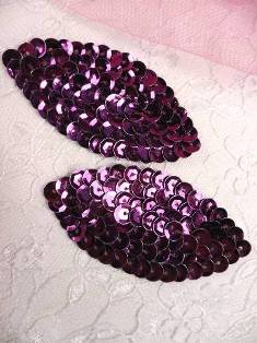 K8263 Set of ( 2 ) Wine Eye Pair Sequin Appliques  2.5"