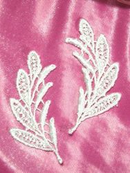 L43 White Venice Lace Leaves Mirror Pair Appliques 2.5"