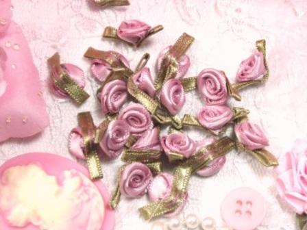 L7K  Set of (20) Mauve Green Ribbon Rose Appliques-applique,ribbon,rose,flower,floral