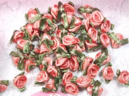 L7K  Set of (20) Peach Green Ribbon Rose Appliques-applique,ribbon,rose,flower,floral