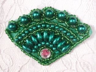 MA161 Green Fan Beaded Rhinestone Hair Bow / Brooch / Applique 2.25"