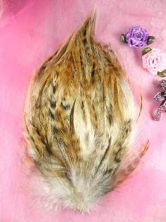 MR002  Natural Chincilla Feather Pad Applique 7"