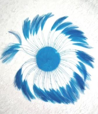 MR004   Turquoise Circle Feather Applique 8"-applique,feather,turquoise