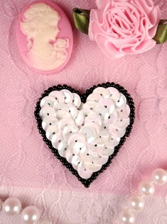 MS45  White Black Heart Beaded Sequin Applique 1.5"