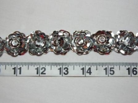 T8280 Silver Flower Sequin Appliques or Trim-silver,floral,flower,applique,sequin,sequins,fringe,sew,sewing,trim,trimming