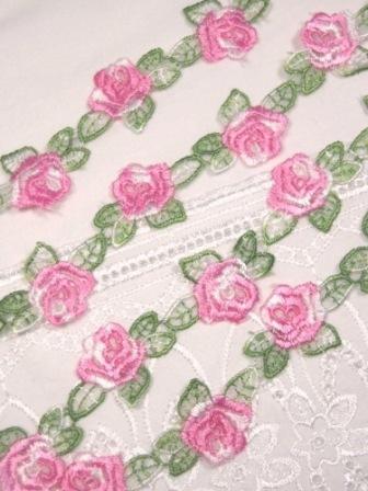 C107 Pink Rose Venice Trim 1 1/8"