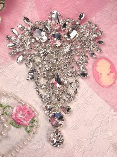 TS14 Silver Crystal Clear Rhinestone Applique Embellishment 4.75"