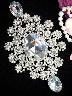 TS31 Silver Crystal Clear Rhinestone Applique Embellishment 6"