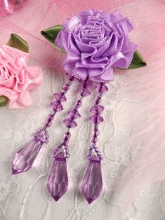 VD28  Lavender Floral Dangle Beaded Applique