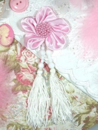 VD6  Pink Floral Dangle Beaded Tassel Applique 6"