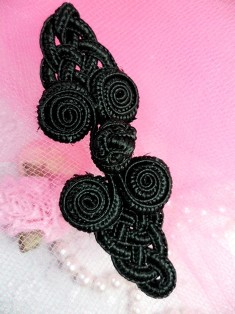 W40 Black Frog Button Closure 3"