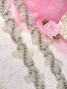 XR69 Crystal Clear Silver Pearl Beaded Rhinestone Trim 1.5"
