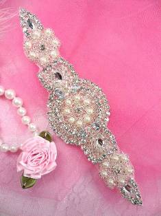 XR78 Silver Pearl Beaded Crystal Rhinestone Applique 6"