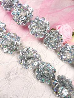 W34 Pre-Cut Silver Holographic Flower Beaded Sequin Trim 1"