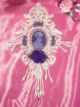 VG33  White Purple Venise Lace Cameo Applique 7.5"-white,embellishment,purple,victorian,cameo,applique,venise,lace,venice